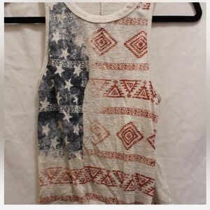 Super cute American flag tank top.